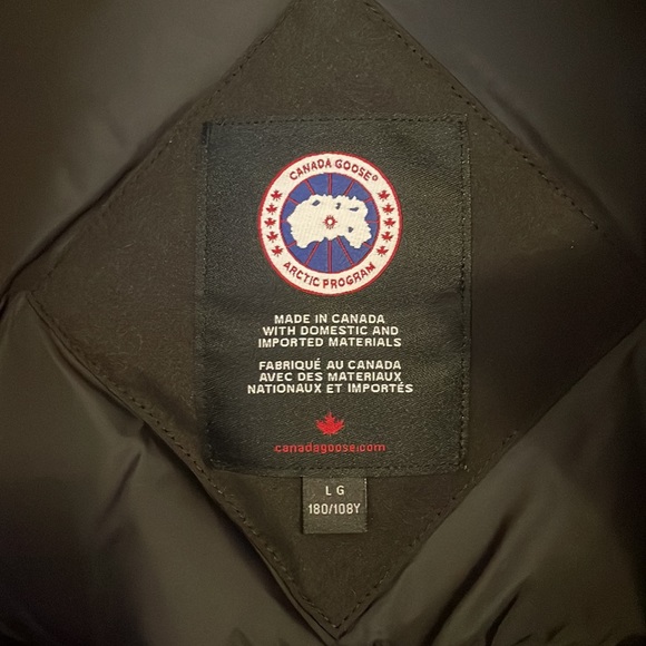 Men’s Canada Goose Chilliwack Fur Bomber Sz L - Picture 7 of 7